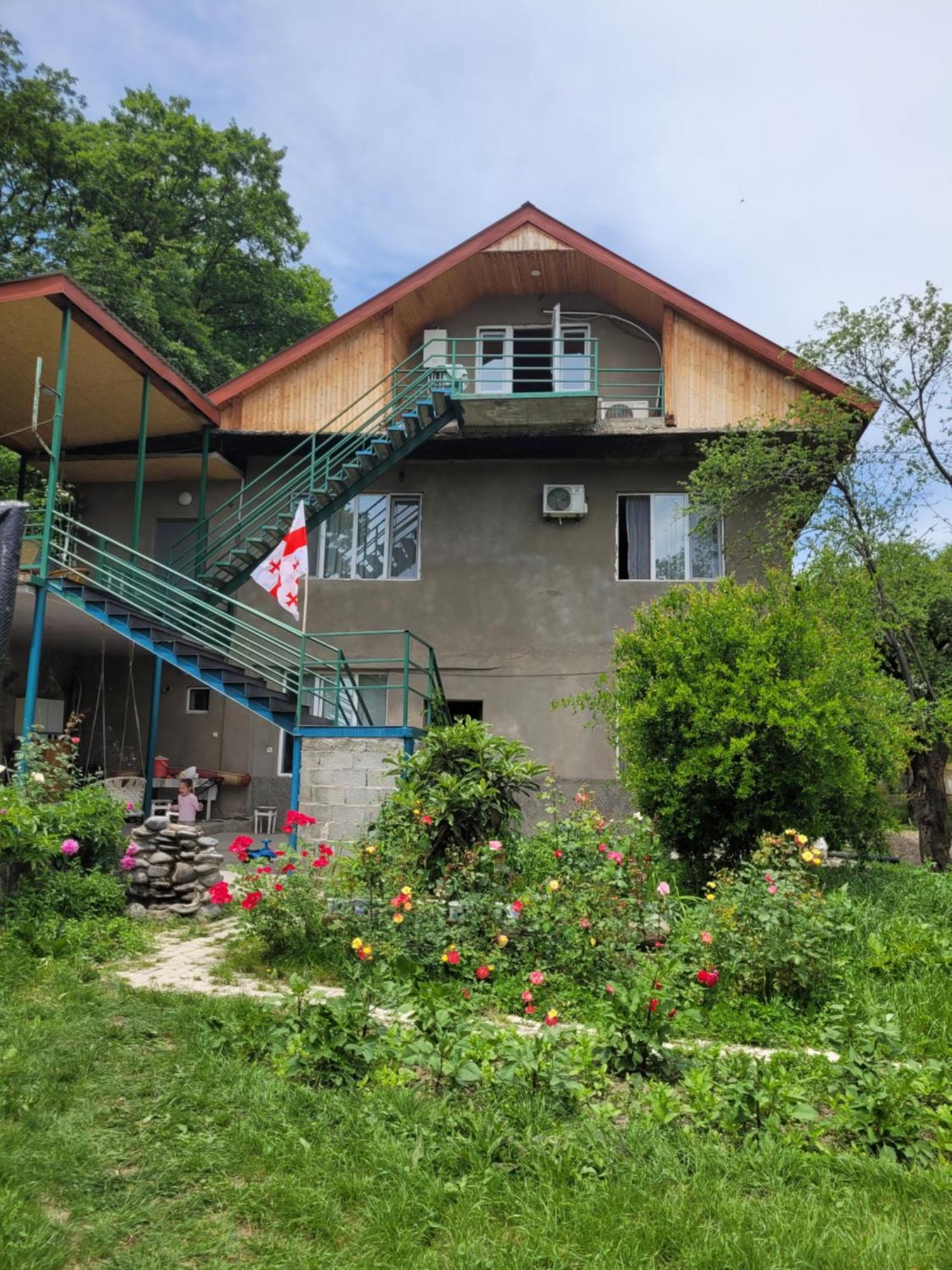 Готель Dream House Мцхета Екстер'єр фото